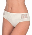Conturelle Felina Harmonie slip lichte huidskleur maat 44