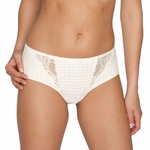 Madison, Prima Donna, short / hotpants met kant in natuur